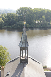 pohled z věže kostela