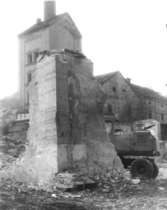 Demolition in 1986